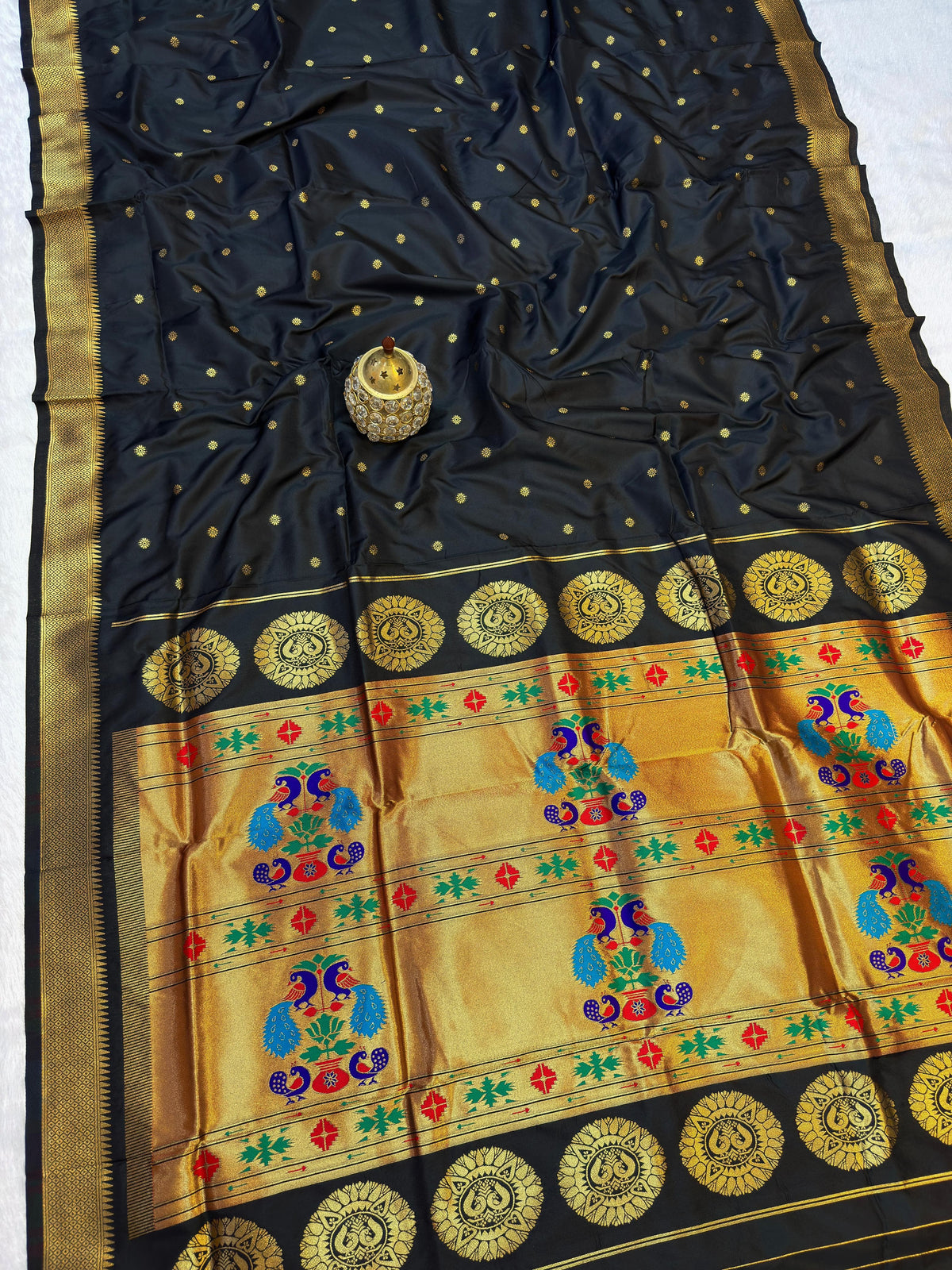 Black Maharani Paithani Silk Saree with Peacock Pallu – Pure Zari Weave